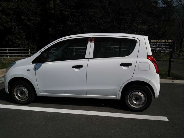 2010 Suzuki Alto – thumbnail 4