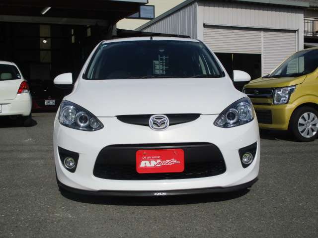 2009 Mazda Demio – thumbnail 2