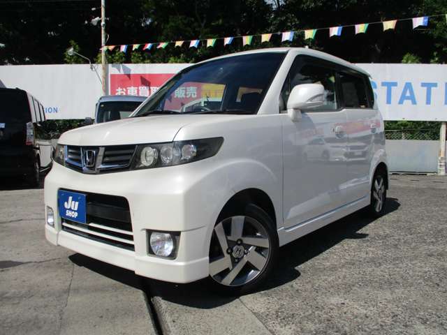 2010 Honda Zest – thumbnail 2
