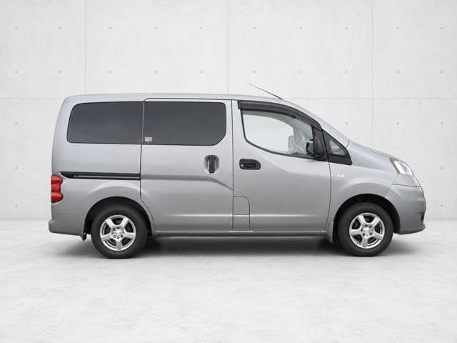 2009 Nissan NV200 Vanette Van – thumbnail 4