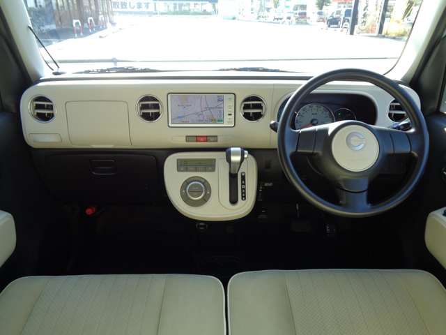 2010 Daihatsu Mira Cocoa – thumbnail 4