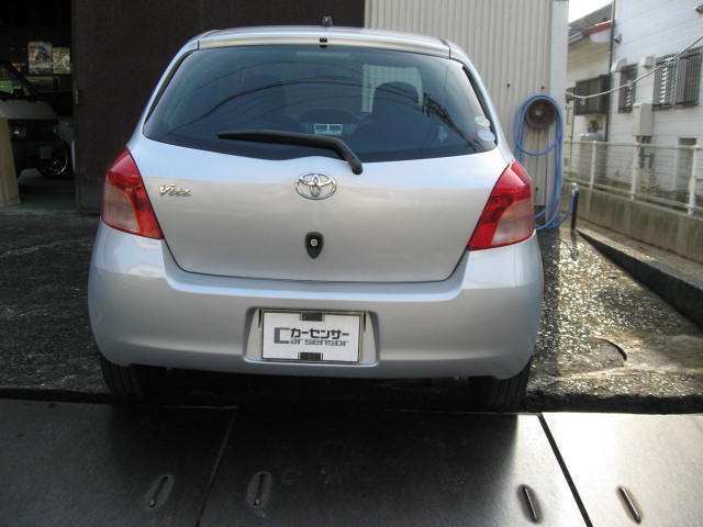 2005 Toyota Vitz – thumbnail 3