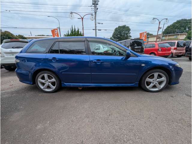 2002 Mazda Atenza Sport Wagon – thumbnail 2