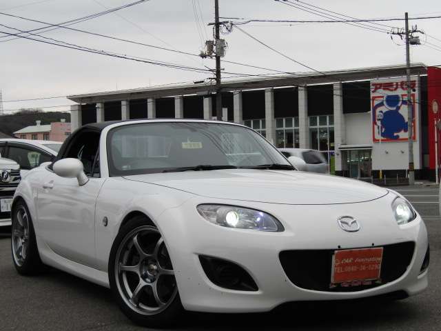 2010 Mazda Roadster – thumbnail 2