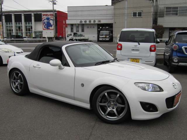 2010 Mazda Roadster – thumbnail 4