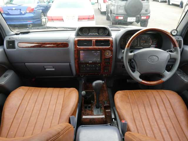 1996 Toyota Land Cruiser Prado – thumbnail 3