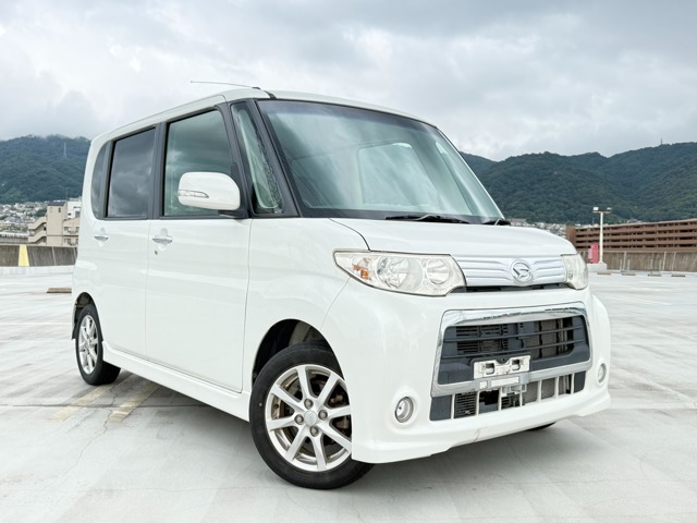 2010 Daihatsu Tanto