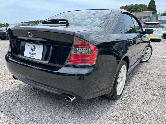 2004 Subaru Legacy B4 – thumbnail 2