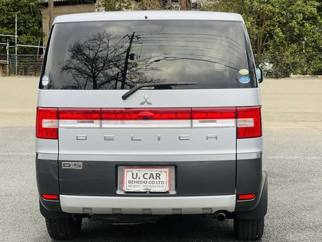 2007 Mitsubishi Delica D:5 – thumbnail 3