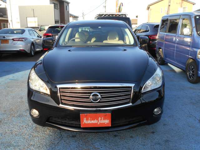 2010 Nissan Fuga – thumbnail 4