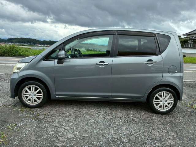 2009 Daihatsu Move – thumbnail 4