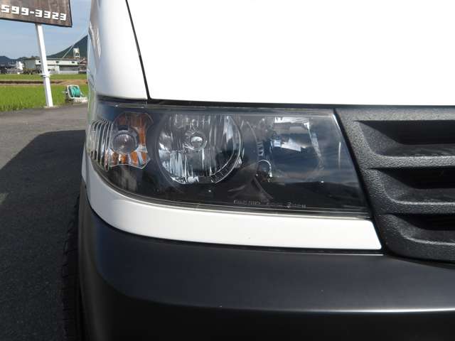 2004 Mazda Bongo Friendee – thumbnail 4