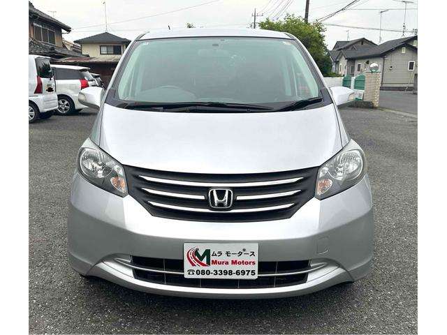 2010 Honda Freed – thumbnail 2