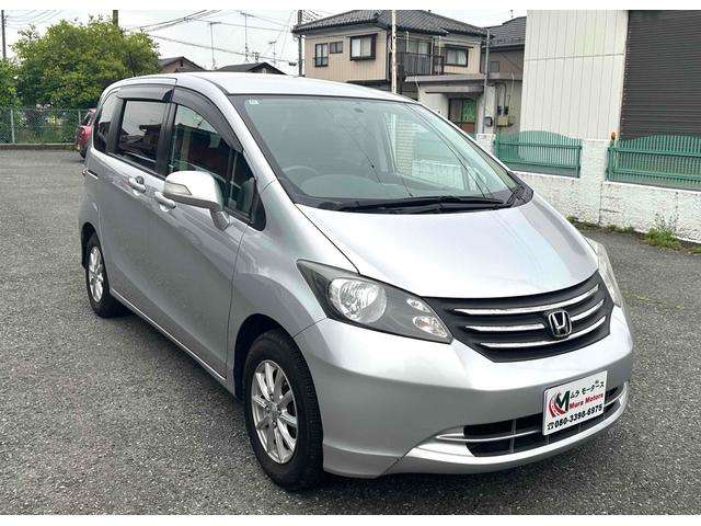 2010 Honda Freed – thumbnail 3