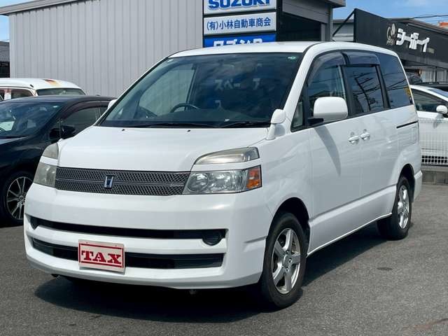 2006 Toyota Voxy