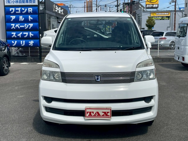 2006 Toyota Voxy – thumbnail 4