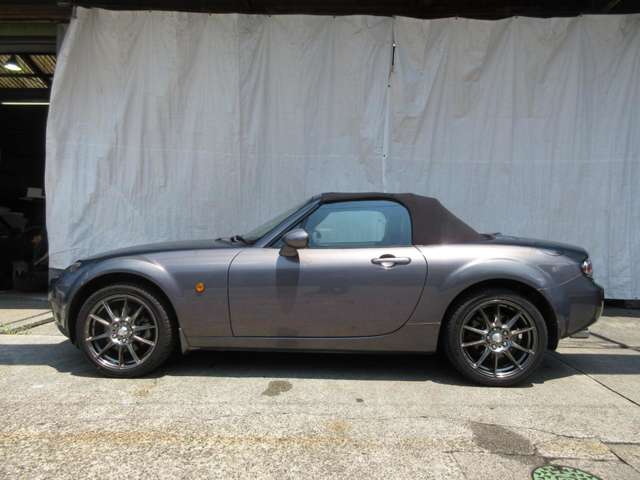 2006 Mazda Roadster – thumbnail 4