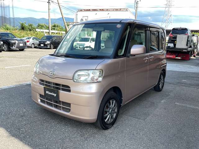 2009 Daihatsu Tanto – thumbnail 3