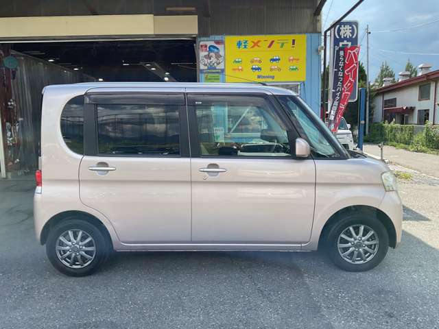 2009 Daihatsu Tanto – thumbnail 4