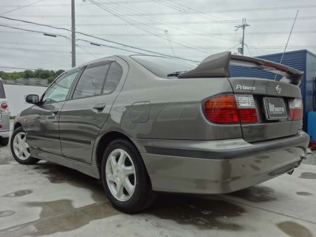 1998 Nissan Primera – thumbnail 2
