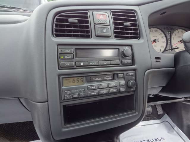 1998 Nissan Primera – thumbnail 4
