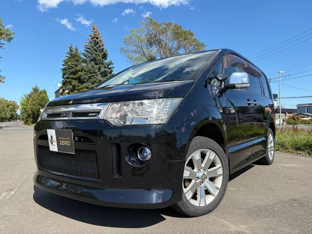 2009 Mitsubishi Delica D:5 – thumbnail 3