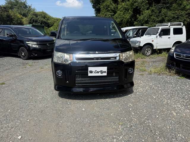 2009 Mitsubishi Delica D:5 – thumbnail 3
