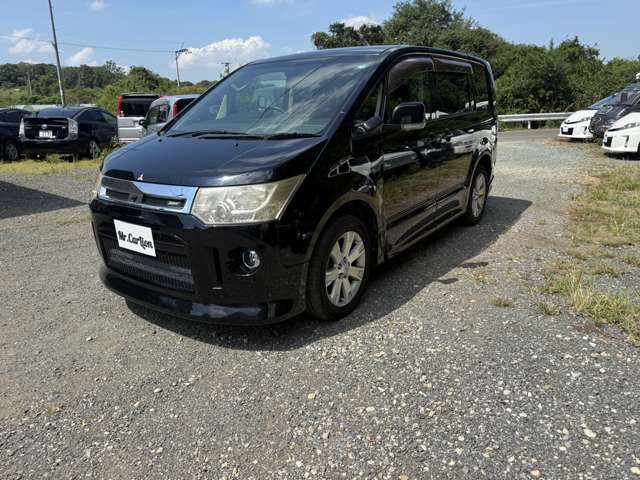 2009 Mitsubishi Delica D:5 – thumbnail 4