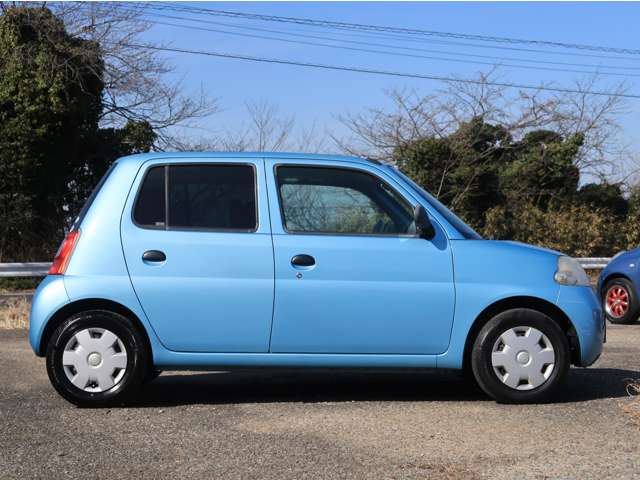 2010 Daihatsu Esse – thumbnail 3