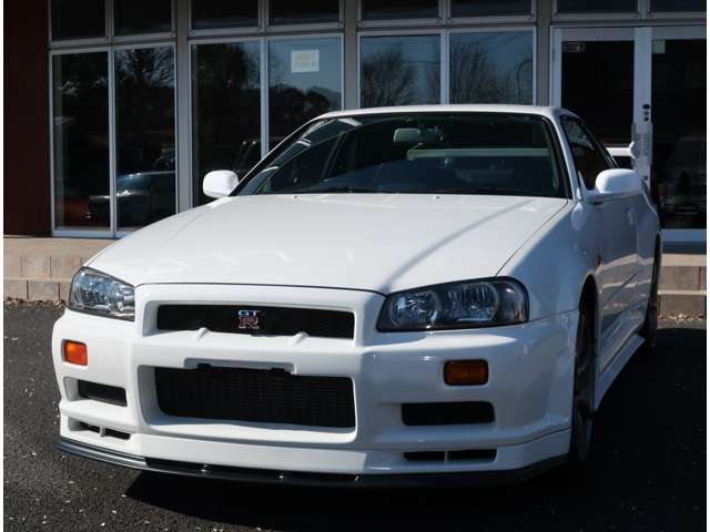 1999 Nissan Skyline GT-R – thumbnail 2