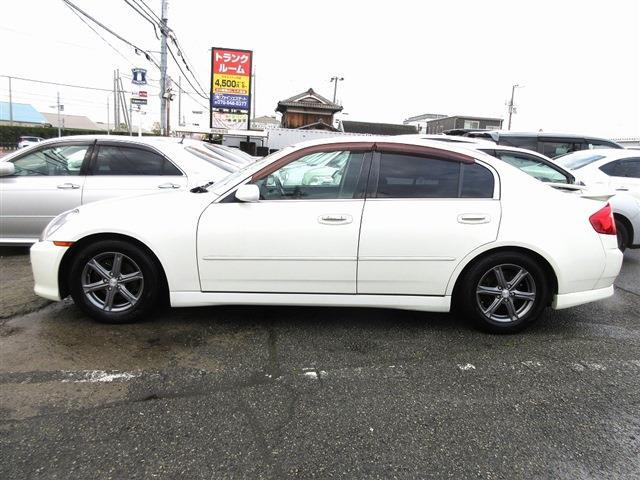 2002 Nissan Skyline – thumbnail 4