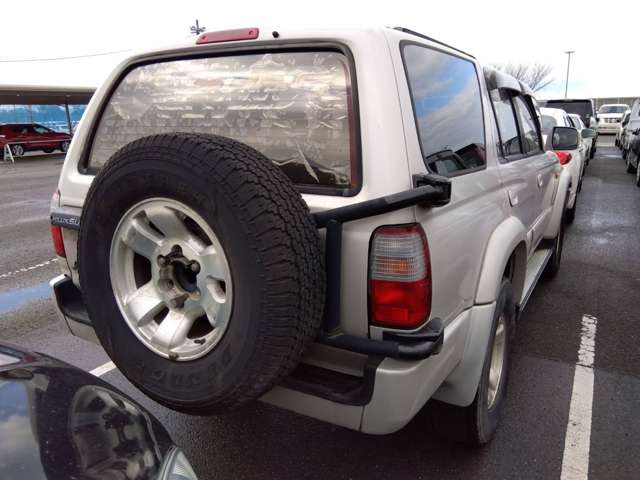 1996 Toyota Hilux Surf – thumbnail 4