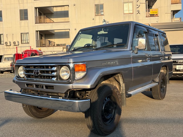 2003 Toyota Land Cruiser 70