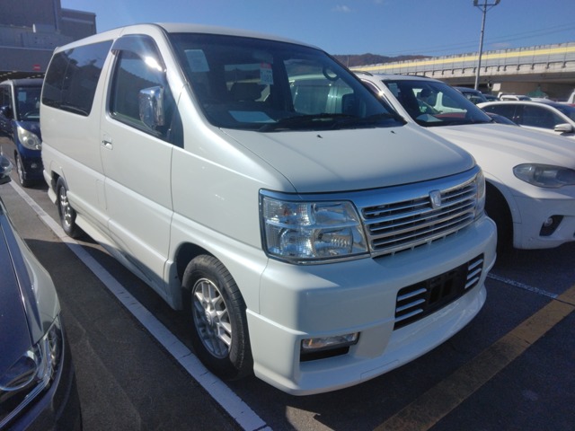 2001 Nissan Elgrand