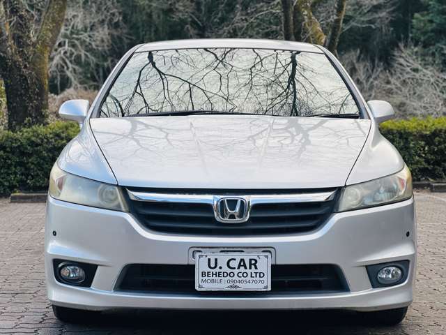 2006 Honda Stream – thumbnail 2