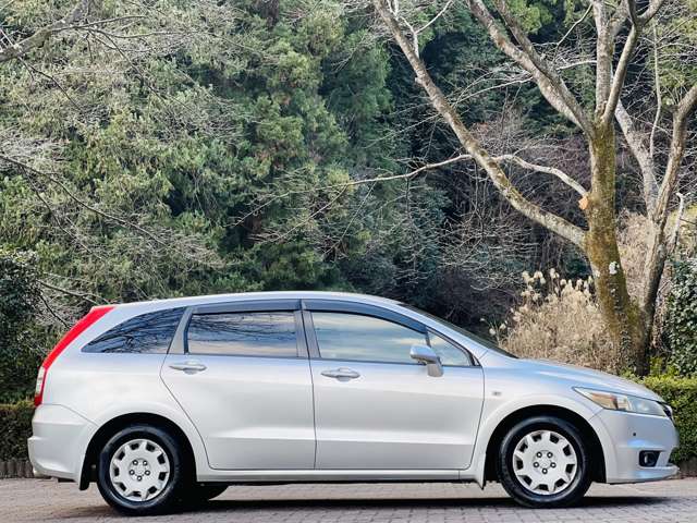 2006 Honda Stream – thumbnail 4