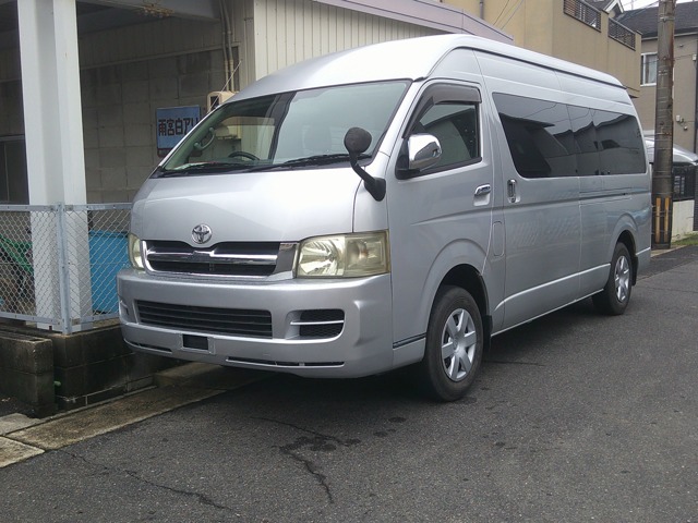 2005 Toyota Hiace