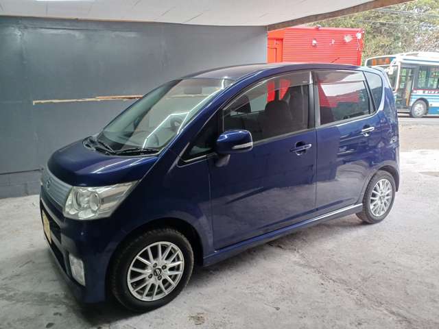 2010 Daihatsu Move – thumbnail 4