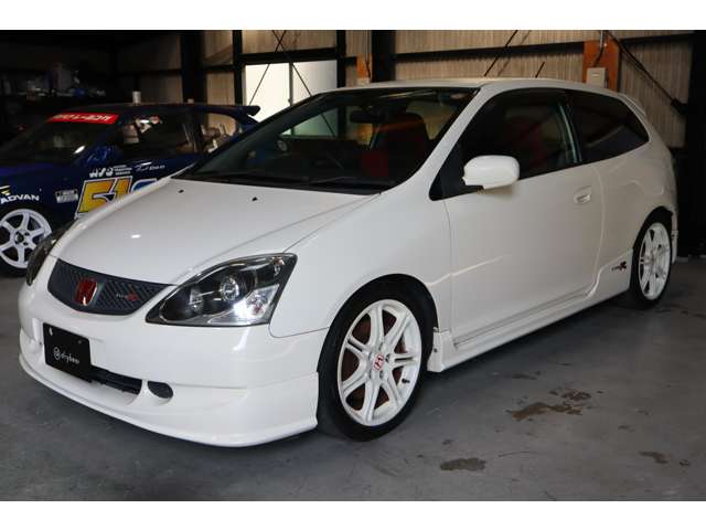 2004 Honda Civic Type R – thumbnail 3