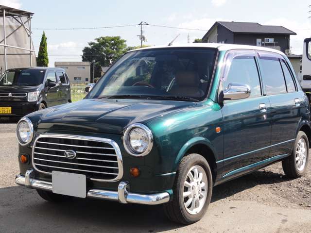 2004 Daihatsu Mira Gino – thumbnail 2