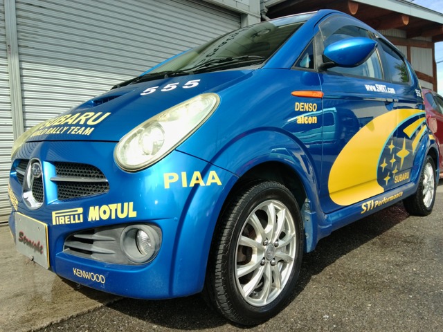 2004 Subaru R2