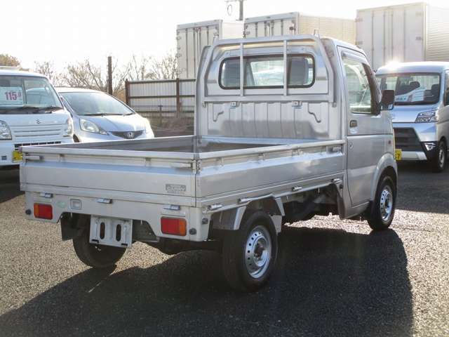 2010 Suzuki Carry – thumbnail 2