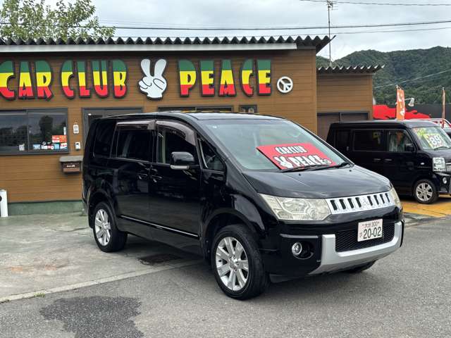 2010 Mitsubishi Delica D:5 – thumbnail 3