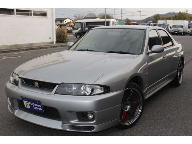 1998 Nissan Skyline GT-R Sedan – thumbnail 3