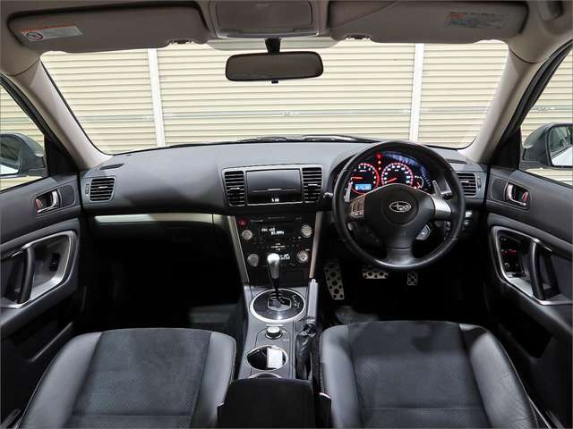 2008 Subaru Legacy Touring Wagon – thumbnail 3