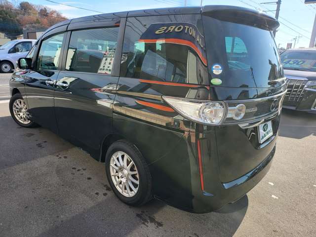 2010 Mazda Biante – thumbnail 2