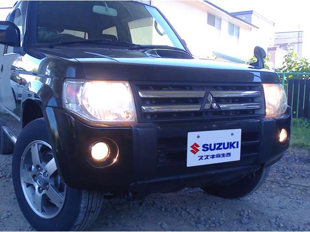 2009 Mitsubishi Pajero Mini – thumbnail 3