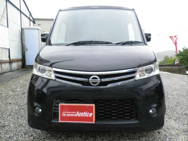2010 Nissan Roox – thumbnail 2