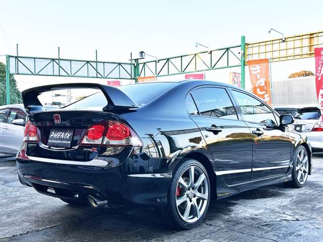 2010 Honda Civic Type R – thumbnail 4