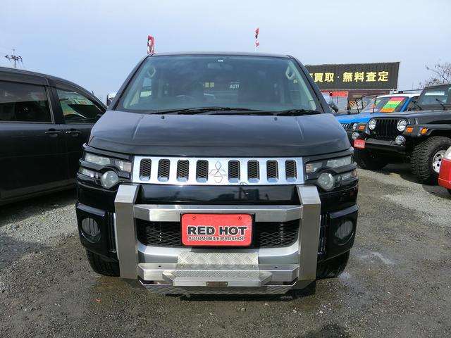 2010 Mitsubishi Delica D:5 – thumbnail 2